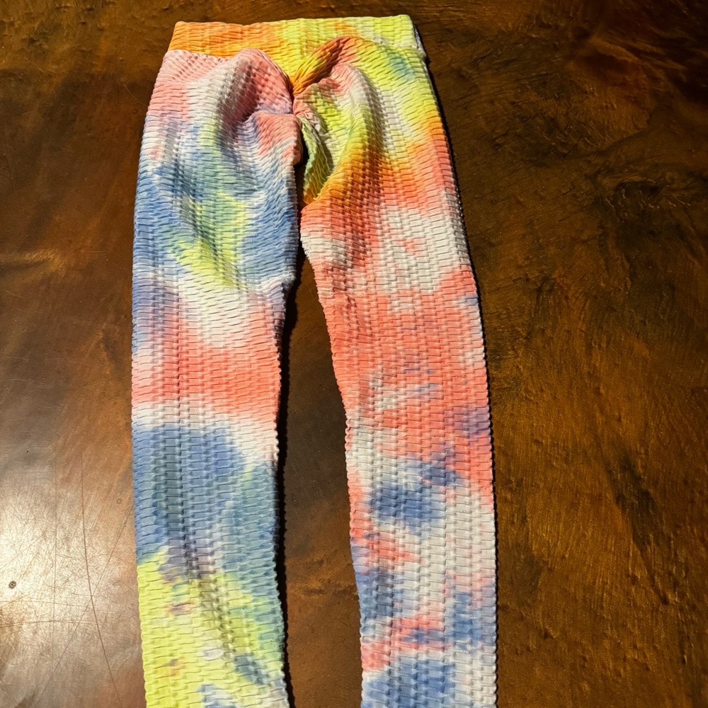 Colorful Tie-Dye Leggings - Picture 3 of 4